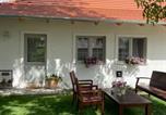 Location vacances Révfülöp - Vendégház a diófához-1