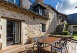 Hôtel Briollay - Chambre d'hôtes avec piscine et petit-déjeuner proche d'Angers - Fr-1-622-84-3