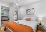 Location vacances Newcastle - Beach & Brew-Modern 1-Bedroom in Trendy Merewether-3