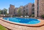 Location vacances Alexandra Headland - 2 bedrooms 2 baths with balcony and ocean views, across from ocean-3