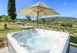 Location vacances Chiusi della Verna - Cozy Home In Bibbiena With Kitchen-2