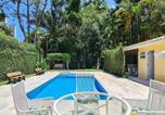 Location vacances Bertioga - Casa com piscina perto da praia de Riviera-4