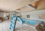 Location vacances Vinderup - 11 Bedroom Stunning Home In Vinderup-2