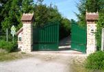 Hôtel Salbris - La Petite Ferme-1