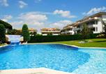 Location vacances Pals - Apartment in Pals near Golf & Beach-1