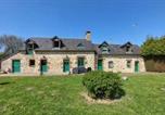 Location vacances Sillé-le-Guillaume - Cozy Home In Mont-Saint-Jean-1