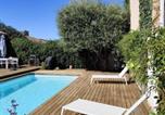 Hôtel Castries - Chambre studio indépendante au calme vue sur piscine-3