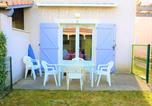 Location vacances Vallon-Pont-d'Arc - Maison Duplex 3 Pièces, Terrasse, Piscine Chauffée, Parking Gratuit - Vallon-Pont-d'Arc - Fr-1-382-167-3