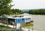 Hôtel Lügde - Hausboot Möwenschiss - Lp3-1