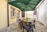 Location vacances Mantova - 4 Bedroom Cozy Apartment In Mantova-2