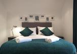 Location vacances Chichester - Chipad Duo - Comfy House with Garden and Parking-2