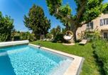 Location vacances Caumont-sur-Durance - Gite en Campagne Valentin-1