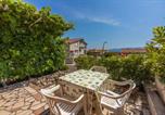 Location vacances Klenovica - Apartments in Novi Vinodolski 45276-1