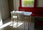 Location vacances Saint-Martin-de-Varreville - Mobil-home confortable avec terrasse - 4 pers. - Api-1-52-2116-4