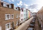 Location vacances Kensington - Kings Road Chelsea 3 bed house-1