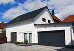 Location vacances  Gare de Schweinfurt - Fewo Rügshofen-2