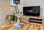 Location vacances Gare de Bornemouth - Luxury Scandi Inspired 1 Bed Apartment-1