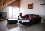 Location vacances Berne - Mountain View Attic Apartment Goldiwil with Balcony & Parking-3