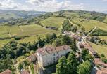 Location vacances Monforte d'Alba - Arpusè - Ca Renato Fenera apartment with pool and terrace-1