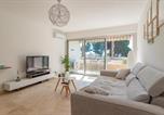 Location vacances Bord de mer de Le Lavandou - Magnifique appartement Vue Mer au centre du Lavandou-4