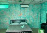 Location vacances Bangkok - New Phiman Riverview Guesthouse-4