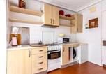 Location vacances Cañamero - Spacious Villa with Private Pool in Valdecaballeros-4