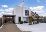 Location vacances Börgerende-Rethwisch - &quote;Haus Ute&quote; mit 2 Schlafzimmer, Kamin & Garten Ofc 37-1