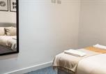 Location vacances Hounslow - Luxury Short Stay Apartment-3