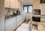 Location vacances Borås - Awesome Home In Fristad With Wifi-4
