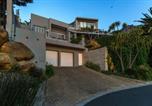 Location vacances  table mountain - Villa Stern Close Camps Bay-1