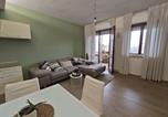 Location vacances  Province de Macerata - R06 Porto Recanati appartamento nuovo-3