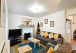 Location vacances Reynoldston - Brynview - 3 Bedroom Holiday Home - Reynoldston-2