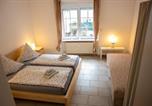 Location vacances Brauneberg - Ferienwohnung Sonnenuhr-1