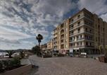 Location vacances Bord de mer de Le Lavandou - Le Lavandou: T2 4 couchages proche plage avec Wifi - Fr-1-803-39-1