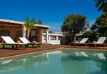 Location vacances Santa Eulària des Riu - Casa Es Pins-2