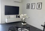 Location vacances Pula - Black and White Apartment-1