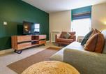 Location vacances Ashbourne - The Loft at The Old Dog Thorpe-3