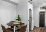 Location vacances Banff - Mountain Loft Retreat, central and modern 1-Bed, steps from Downtown-2