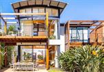 Location vacances Corlette - The Boathouse on the Beach-4