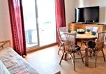 Location vacances Cavalaire-sur-Mer - Appartement Climatisé 2p avec Parking, Proche Plage et Commerces à Cavalaire - Fr-1-226b-99-3
