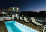 Location vacances Γαζι - Ammira Mare Maisonette - Relax by the Pool Near Sea!-1