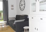 Location vacances Dives-sur-Mer - Cottage 3 Pièces Avec Jardin Privatif Sud, Parking, Piscine - Proche Port Guillaume - Fr-1-487-320-4