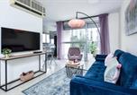 Location vacances  Israël - Charming 1br Apt with Balcony with Mamad-1