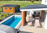 Location vacances Balatongyörök - Nr 125 Villa Nightfall with covered and heated private pool - Biró Tours-3