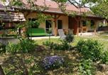 Location vacances Karmacs - Flóra Apartmanok-1