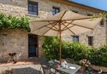 Location vacances Gaiole in Chianti - Casacorvo Minore at Borgo Gaiole-1