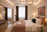 Location vacances Bucarest - Victoriei Old Town Apartment-1