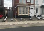 Hôtel Blackpool - Fourrooms - Couples Only-1