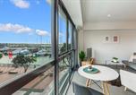 Location vacances  Nouvelle-Zélande - Viaduct Harbour Views w Free Parking Zodiak Stays-1
