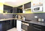 Location vacances Le Mont-Dore - F3 avec Wifi à 150m du centre et thermes du Mont-Dore - 5 couchages - Fr-1-415-143-4